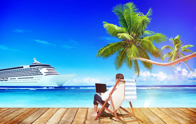Carnival Cruise Line enhances agent rewards program, makes all gift cards electronic