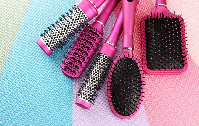 Hairbrushes and grooming accessories