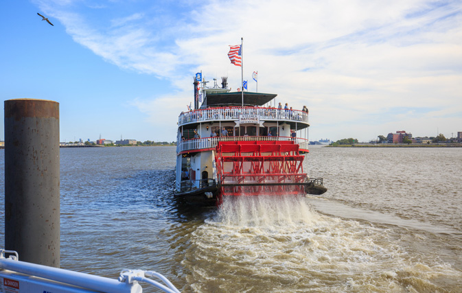 The-Steamboat-Natchez