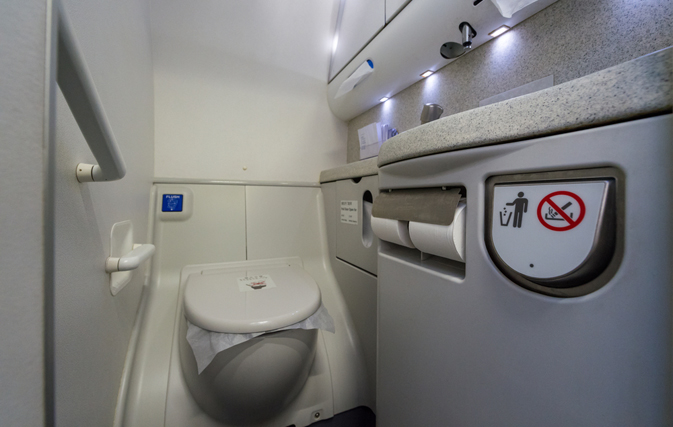 These are the two best times to go to the bathroom while on a plane