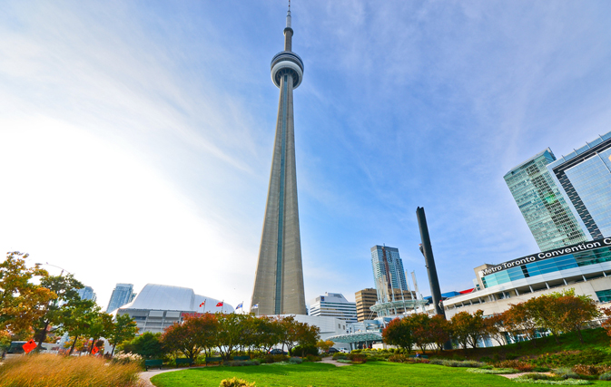 Arizona man accused of taking loaded gun to CN Tower