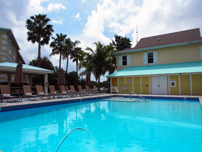Pool at the Sunshine Suites Grand Cayman Resort