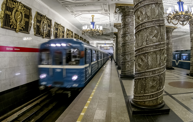 Russia's biggest tourist city hit with subway blast