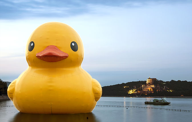 You won’t believe how much this giant rubber duck is costing Ontario