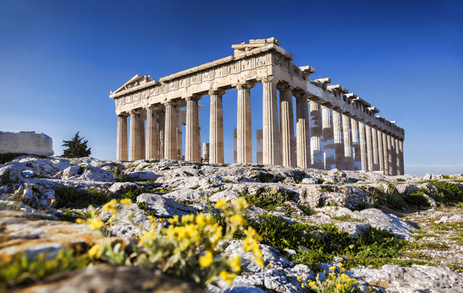 Weekend strike to shut Acropolis at height of tourist season