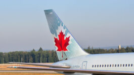 Air Canada sees record $300 million earnings in Q2