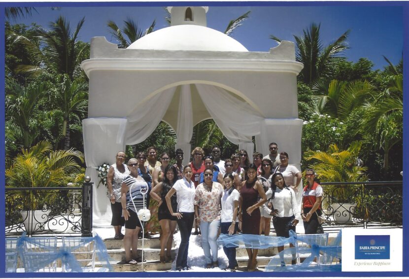 Ensemble’s DestinationVows® specialists gather for a group photo at the Bahia Principe Punta Cana