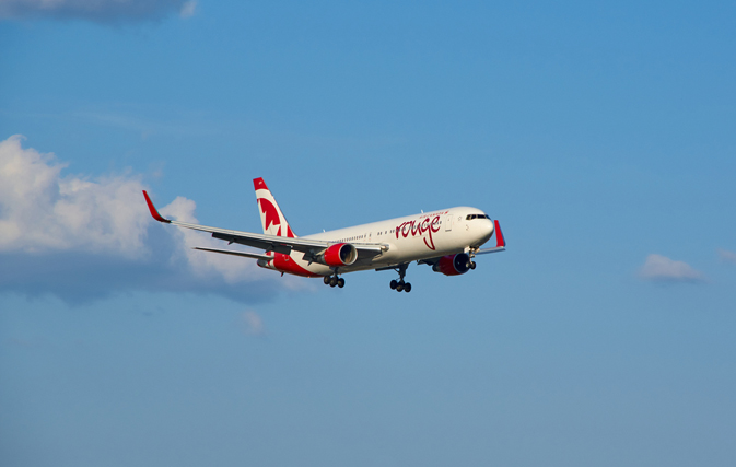 Air Canada reaches new deal with pilots to expand Rouge fleet