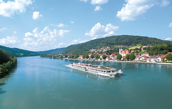Crystal Mozart on the Danube