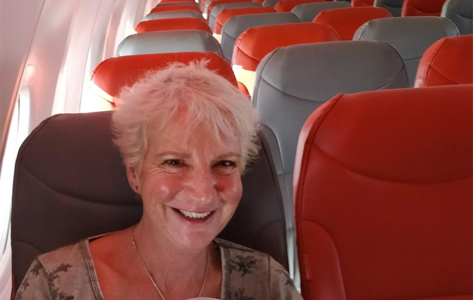This woman flew like a high roller on a completely empty flight to Greece