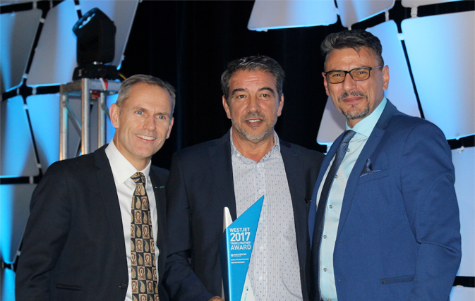 Red Tag Vacations' VP, Sales & Marketing Joe DeMarinis was on hand to accept Red Tag Vacations' award for Top Growth Sales for Bahia Principe Resorts at last night's WestJet 2017 Travel Partner Awards.