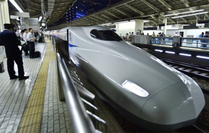 Japanese train leaves 20 seconds early, leading to heartfelt apology from rail company