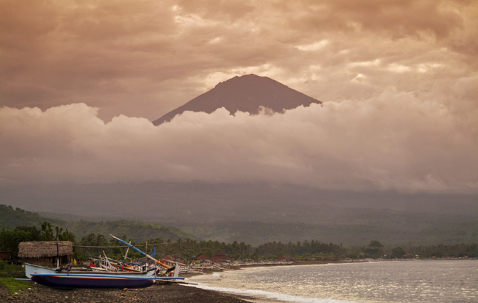 Indonesia volcano forces mass evacuation, shuts Bali airport