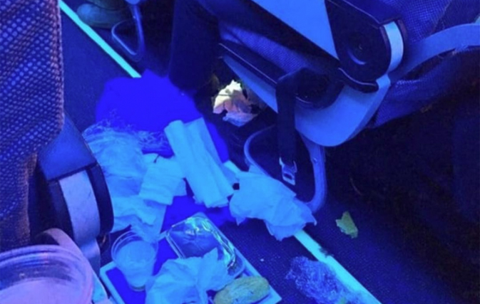 Passenger dumps trash in the middle of the aisle and the Internet loses it