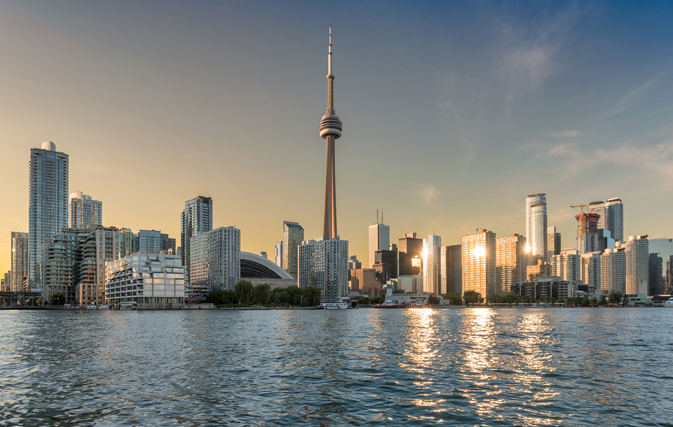 Lyft arrives in Toronto, marking its first expansion outside US