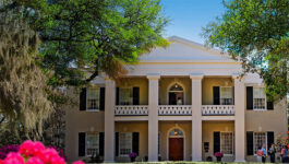Luxury Gold celebrates Mardi Gras with Big Easy savings