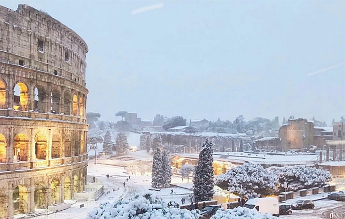 Rome is covered in snow and people are freaking out