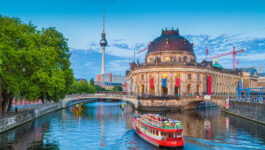 Canada outpaces U.S. in incoming tourism to Germany