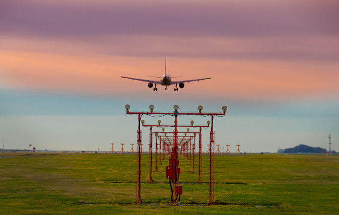 Canadian airline profits to fall in 2018 on higher costs