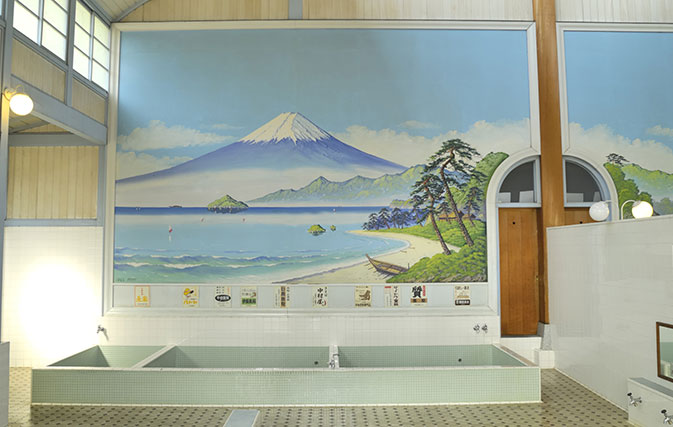 Bathe naked with strangers? Welcome to a Japanese bathhouse