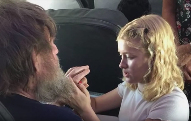 Teen helps blind & deaf man on flight, restoring everyone’s faith in humanity