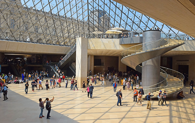 The Louvre just got infinitely ‘cooler’ with new Jay-Z & Beyoncé tours