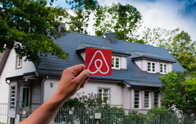 Say what? Airbnb tells federal government, ‘We want to be regulated’