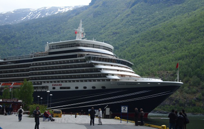 Cunard’s Summer 2023 program sees strongest bookings in a decade