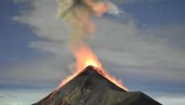 Travellers told to stay away from Iceland’s erupting volcano