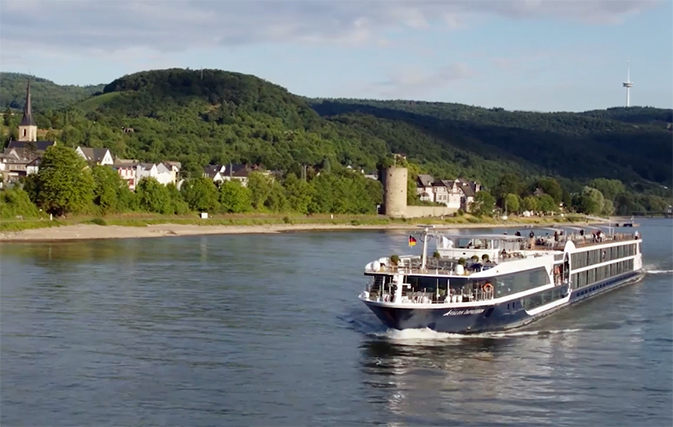 Groups can save $1,500 per person with Avalon Waterways