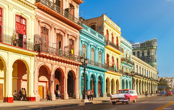 Cuba celebrates 1 million+ arrivals from Canada for 2018