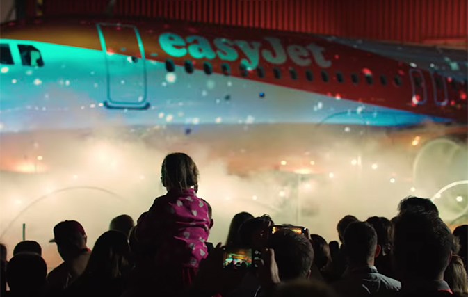 easyJet just pulled off the world’s biggest light show involving an aircraft