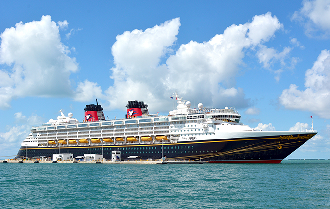 WDW, Disneyland & Disney Cruise Line to shut down through end of March