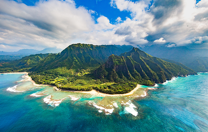 Explore the Islands with Hawai‘i Tourism Canada