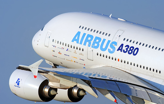 Airbus abandons iconic A380 superjumbo, lacking clients