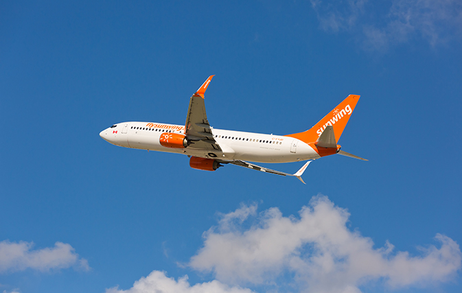 Sunwing reintroduces domestic flight service this summer