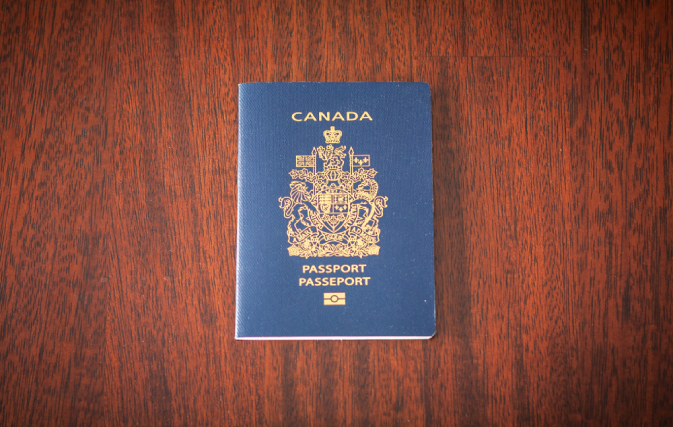 加拿大航空公司的法院规则在过期护照案中的青睐