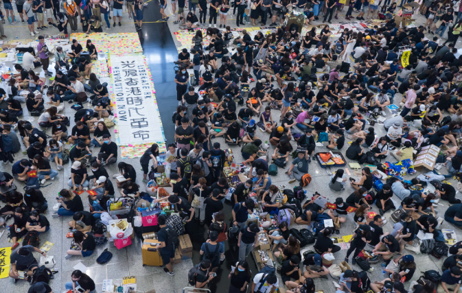 Flights-out-of-Hong-Kong-cancelled-again-amid-protests