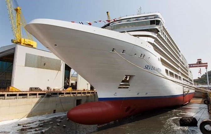 Silversea takes delivery of new ship