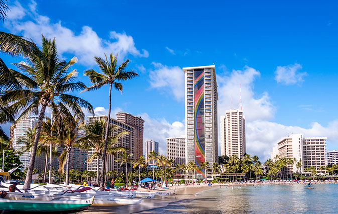Hot-deal-alert--Hilton-Hawaiian-Village-Waikiki-Beach