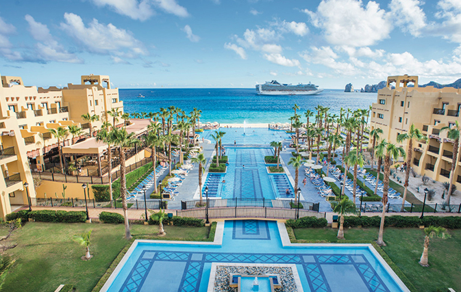 Earn-double-STAR-points-this-month-on-RIU-bookings-with-Sunwing