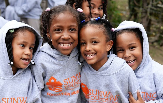 Heres-how-you-can-help-Sunwing-collect-books-for-children-in-need