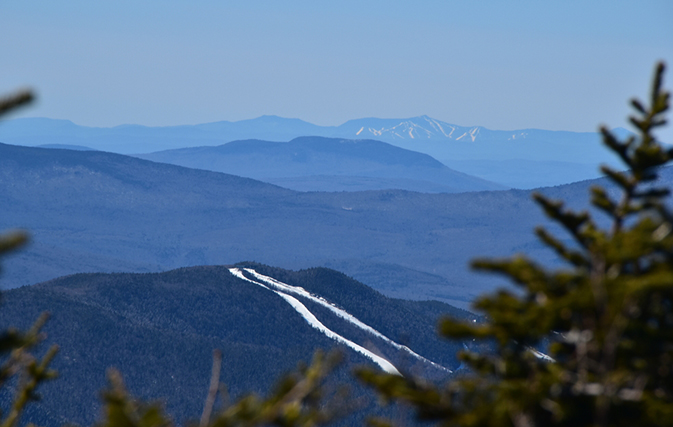 Man-loses-wedding-ring-on-mountaintop-hikers-come-to-the-rescue