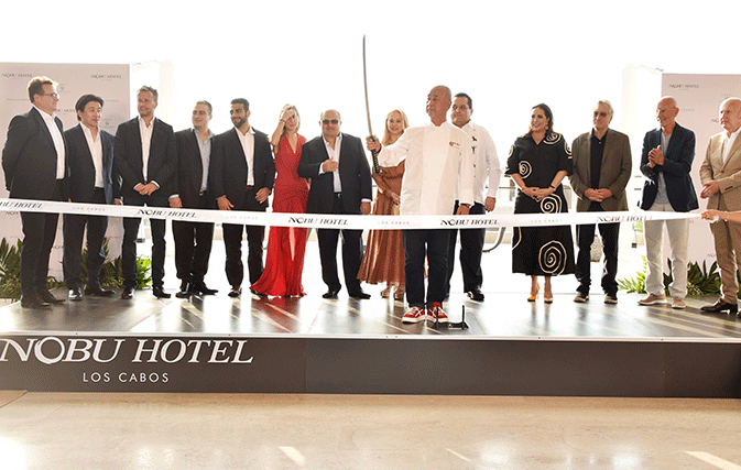 Robert-De-Niro-opens-the-new-Nobu-Hotel-Los-Cabos