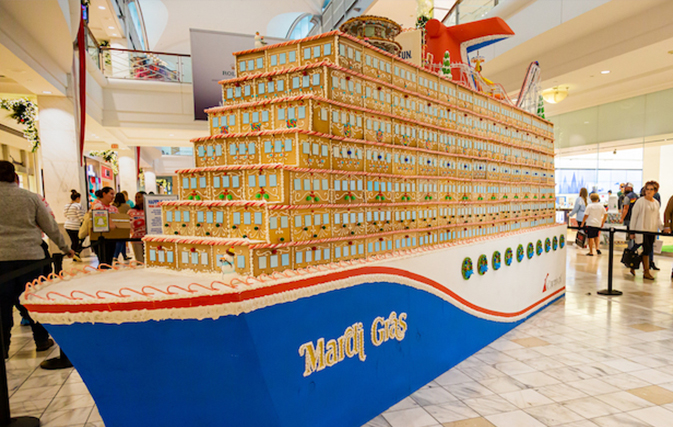 Set-your-eyes-on-Carnival-Cruise-Lines-1500-pound-gingerbread-cruise-ship