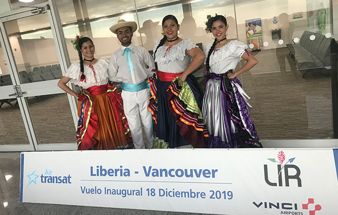 Air-Transat-celebrates-its-first-flight-from-YVR-to-Costa-Rica