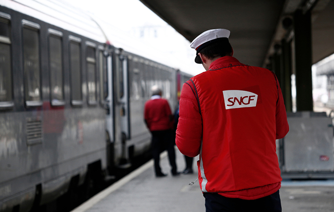 National-strike-action-in-France-impacts-flights-trains-attractions