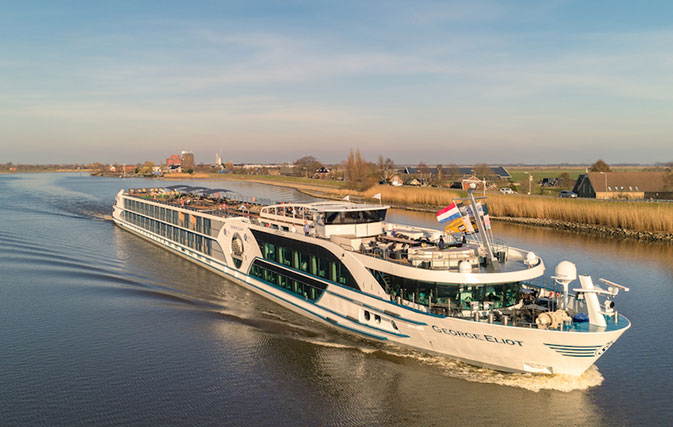 Heres-where-Riviera-River-Cruises-will-sail-to-this-Christmas-New-Years-3