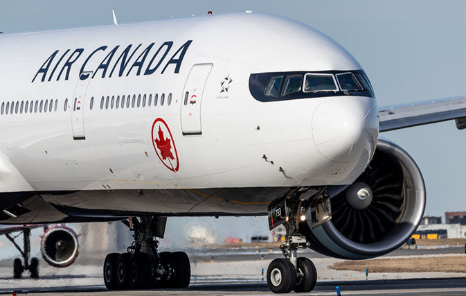 Masks now mandatory; Air Canada thanks employees for repatriation flights