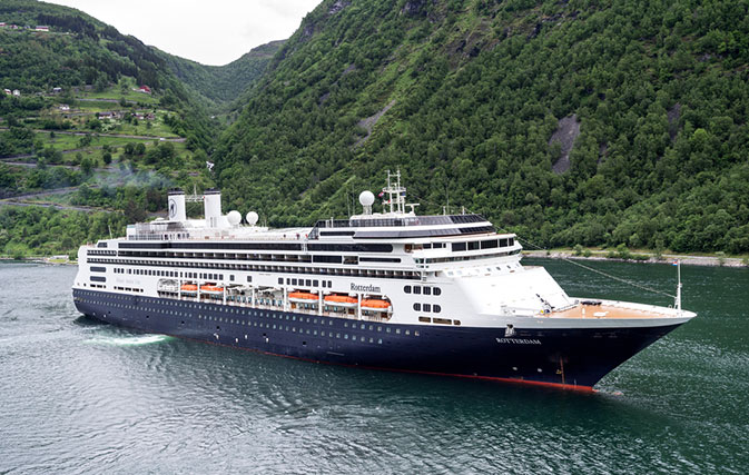 Holland America extends promo, offers agents bonus commission